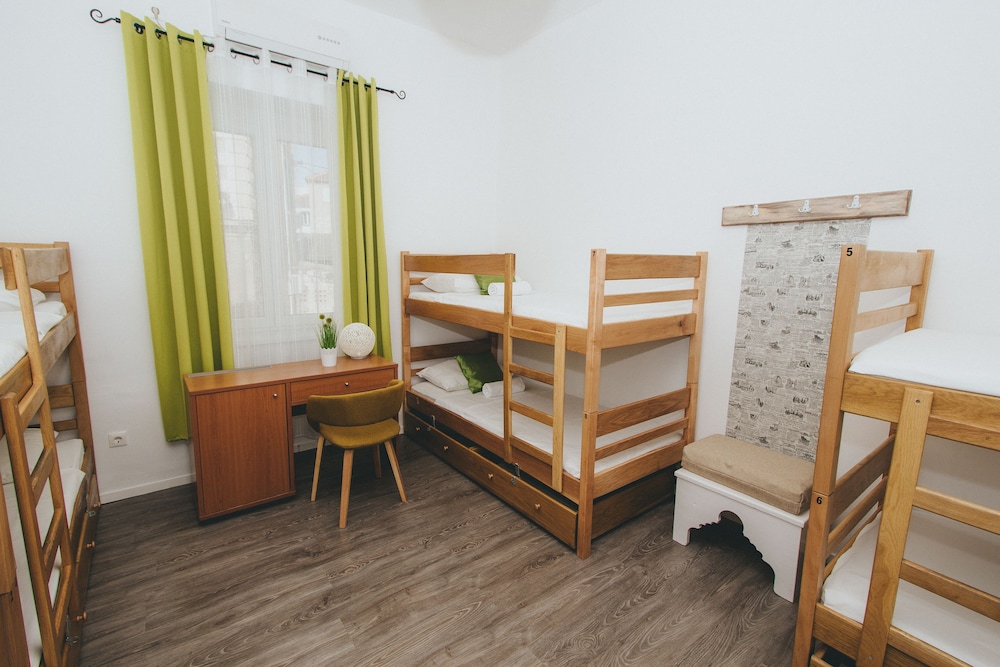 HOSTEL GLOBO 30/50