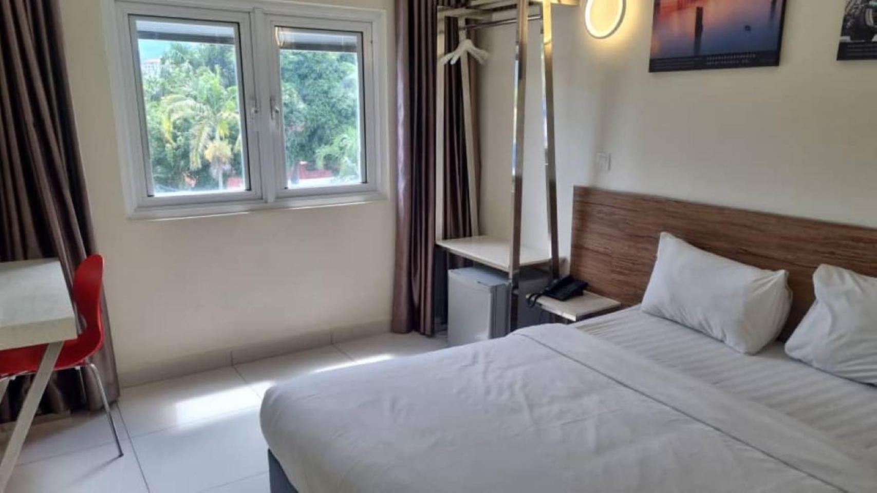 Capital O 89647 Atta Hotel 21/49