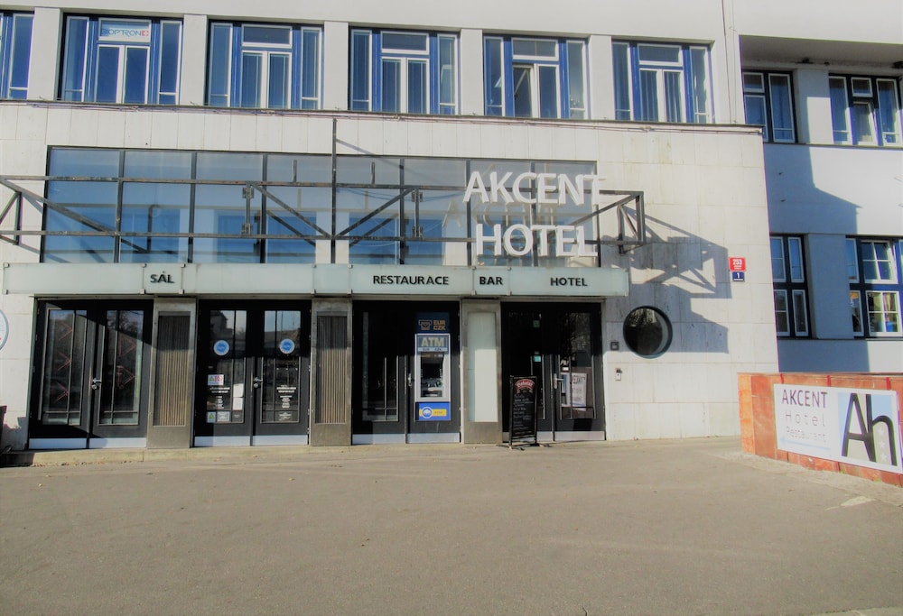 Akcent Hotel 6/67