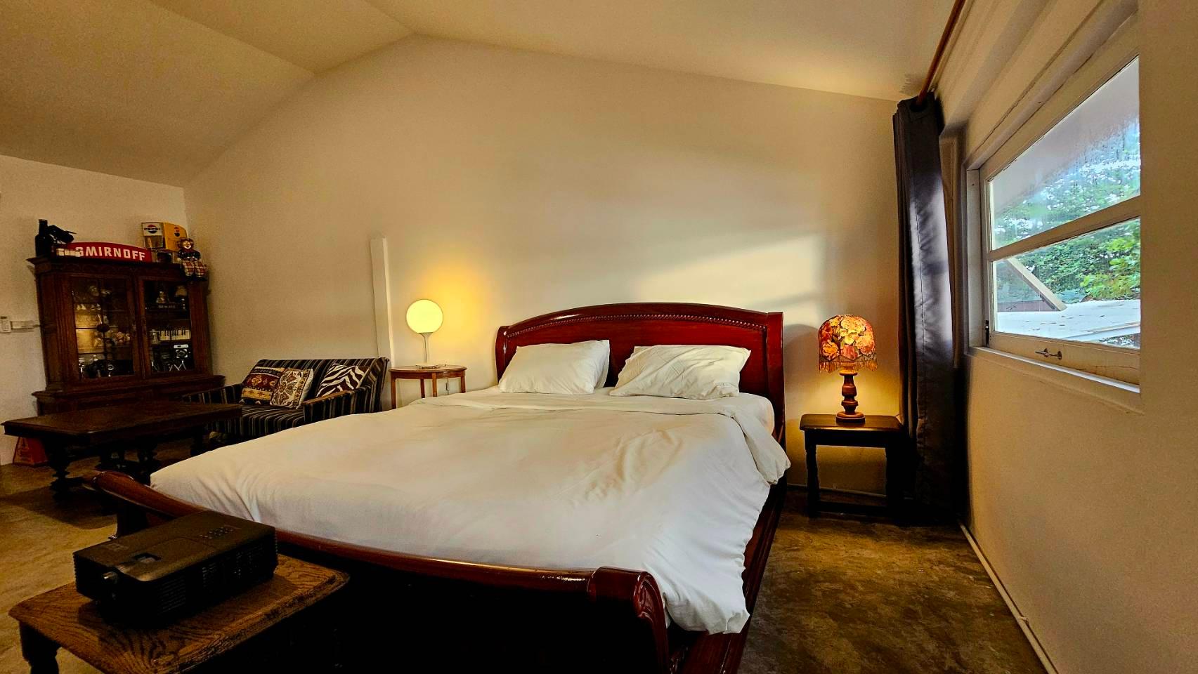 Room, King Bed, Ocean View