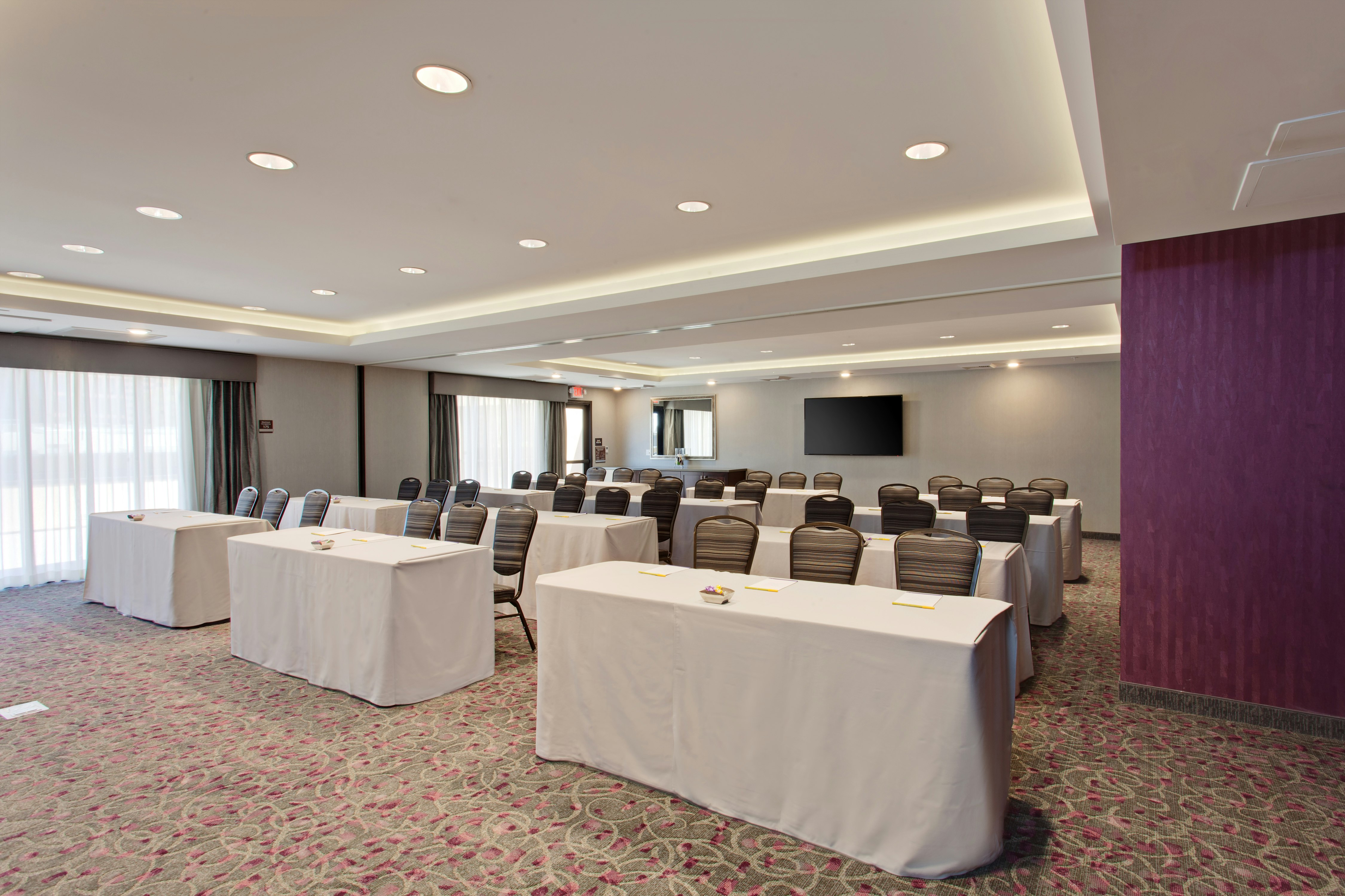 Hilton Garden Inn Irvine / Orange County Airport 23/30