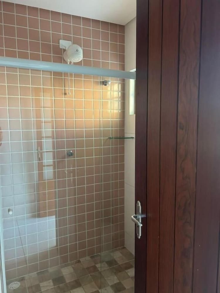 Paraiso Barra Hotel 48/50