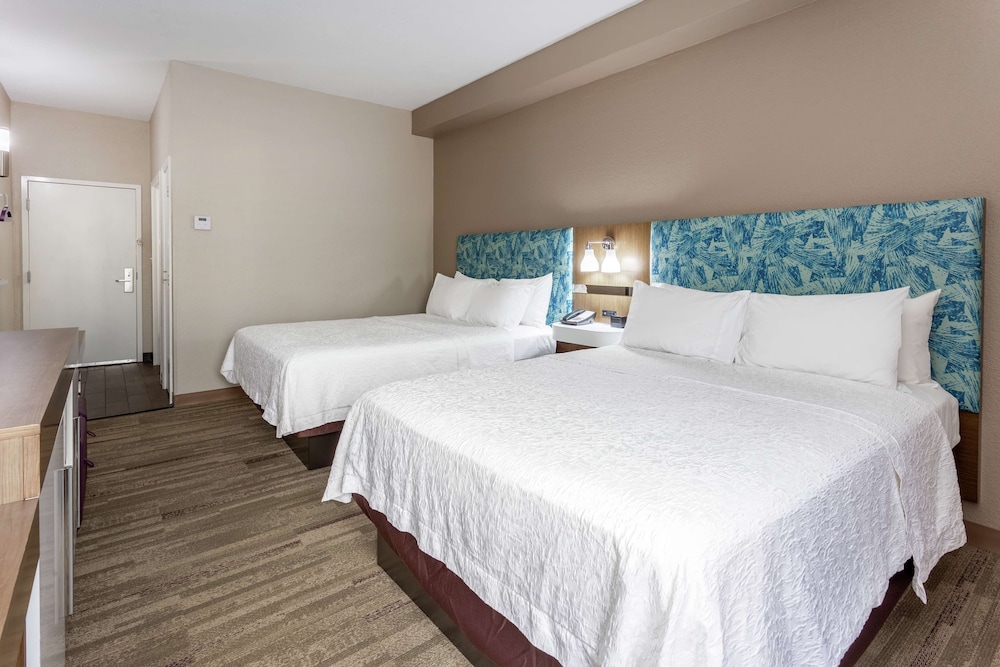 Hampton Inn Biloxi/Ocean Springs 14/24
