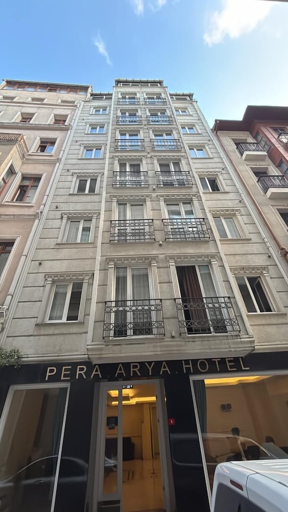 Pera Arya Hotel 9/71