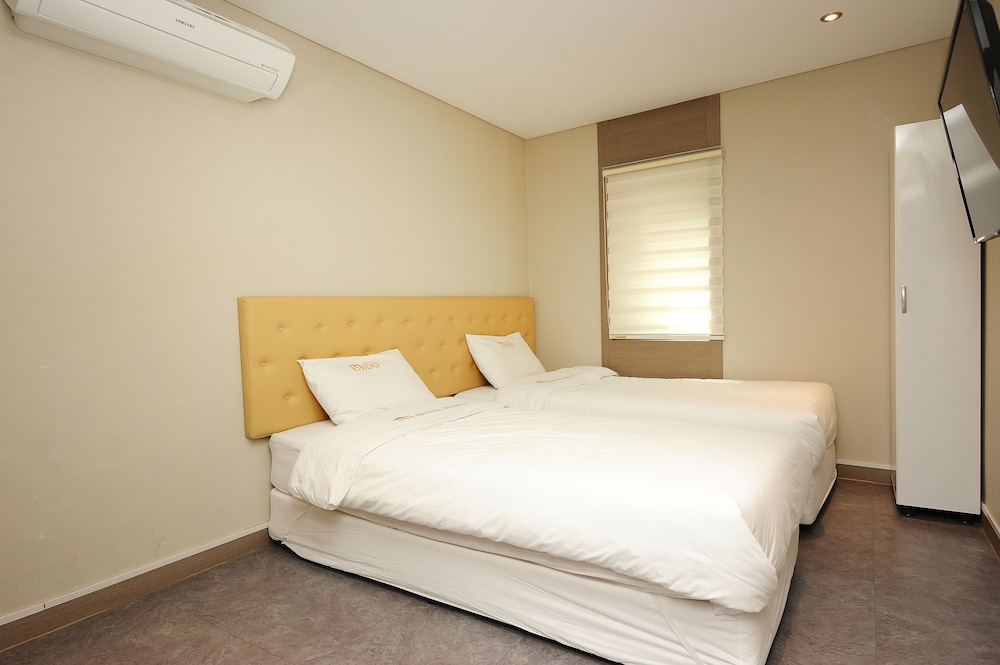 Hotel MIDO Myeongdong 13/48
