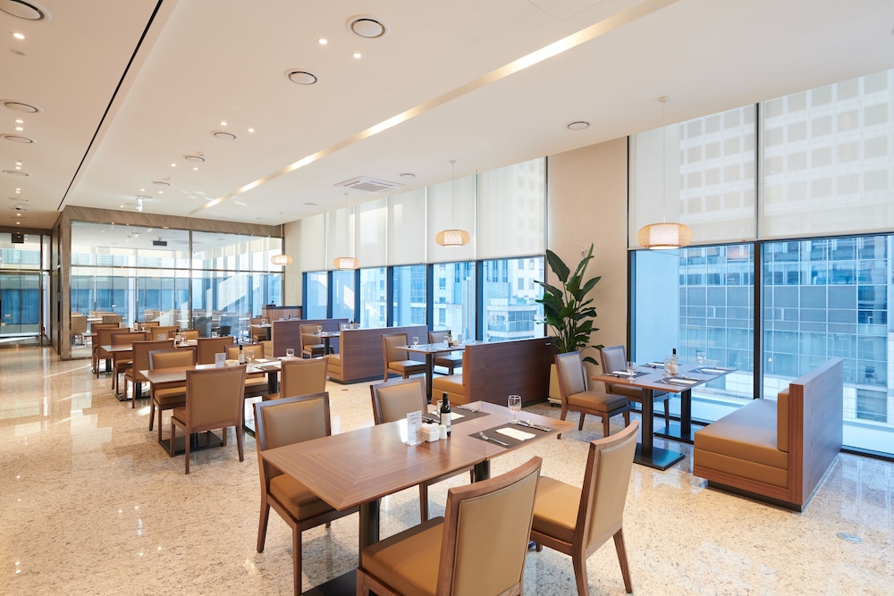 Stanford Hotel Myeongdong 35/50