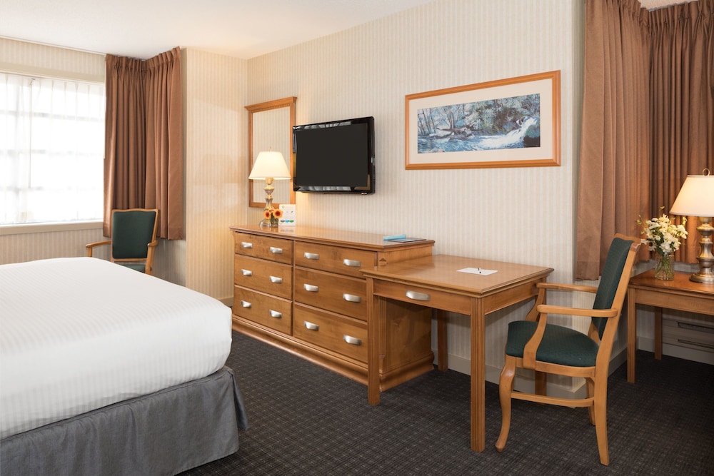 Listel Whistler Hotel 45/62