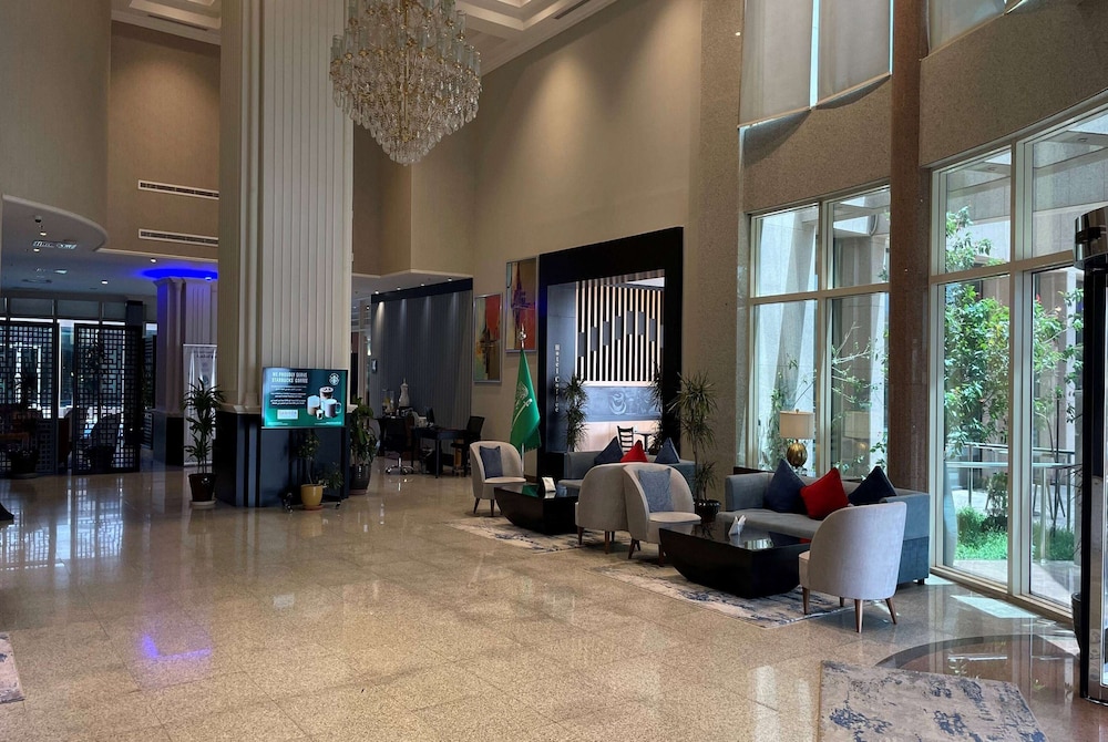 فندق رامادا القصيم(Ramada by Wyndham Al Qassim) 69/74