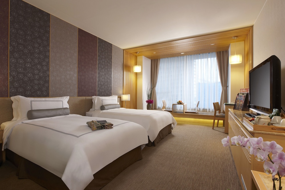 Evergreen Resort Hotel Jiaosi 10/70
