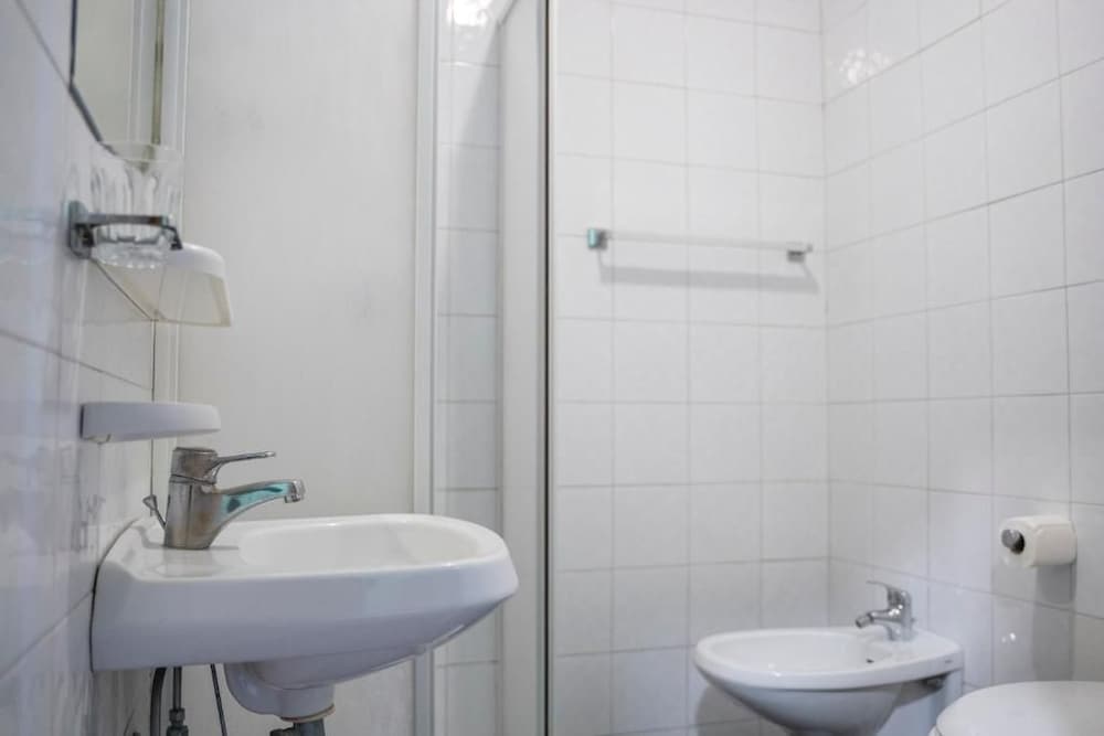 Hotel Ferrarese Roma 44/49