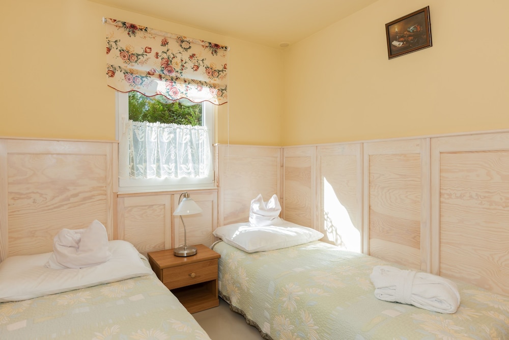 Bursztyn Medical Spa & Wellness 33/74