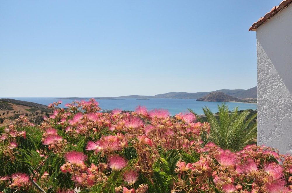 CASTRI VILLAGE HOTEL 36/50