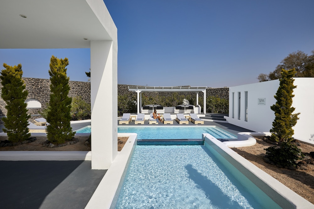 Santorini Princess Presidential Suites 19/50