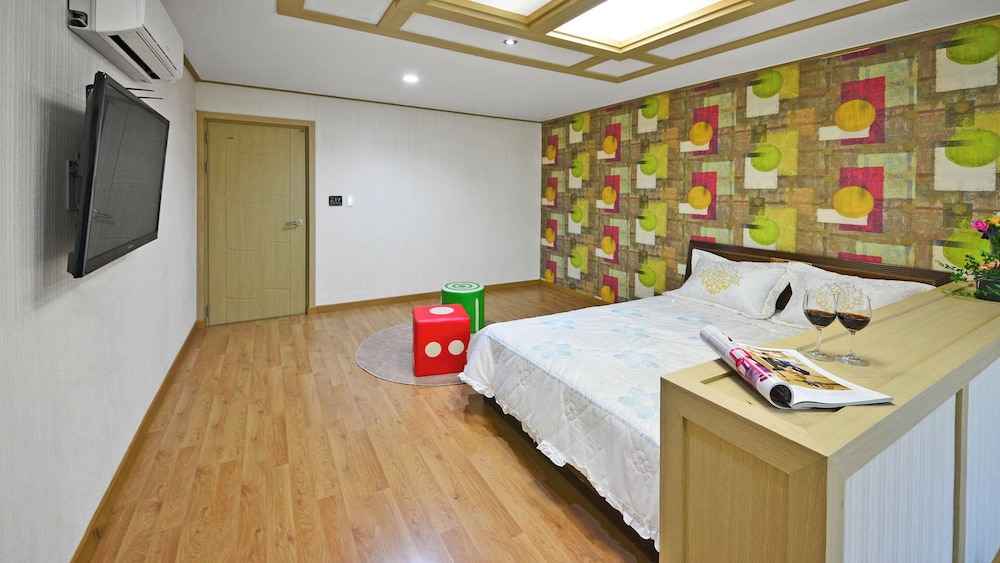 Tongyeong Makai O Pension 17/50