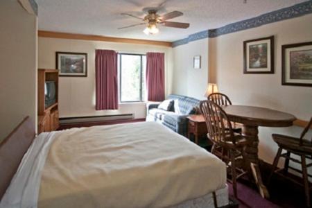 Silver Creek Lodge 7/22