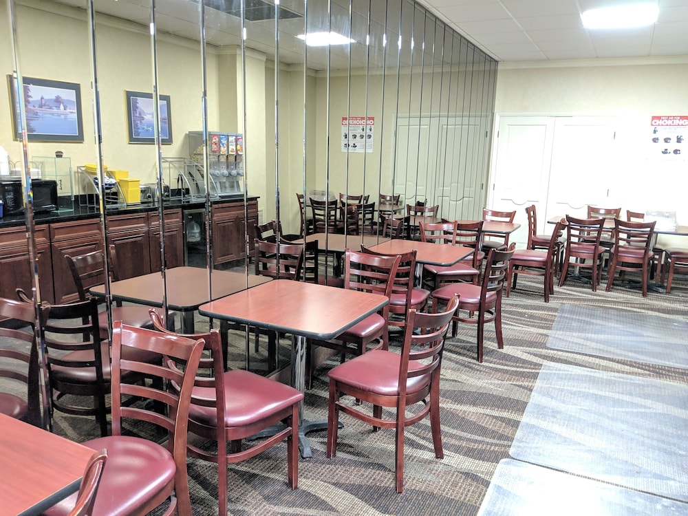 Days Inn By Wyndham Liberty 26/41