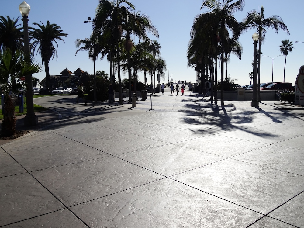 Balboa Inn 35/73