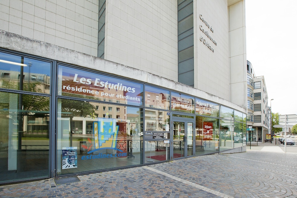 Sejours and Affaires Orleans Jeanne dArc 8/27