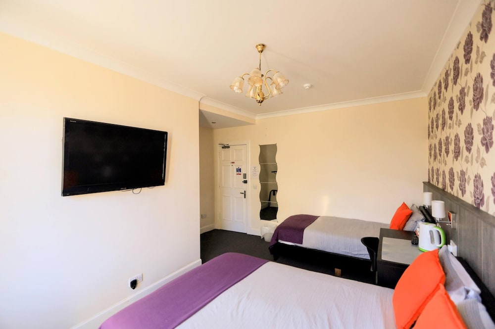 Edinburgh Holiday Guest House 11/40