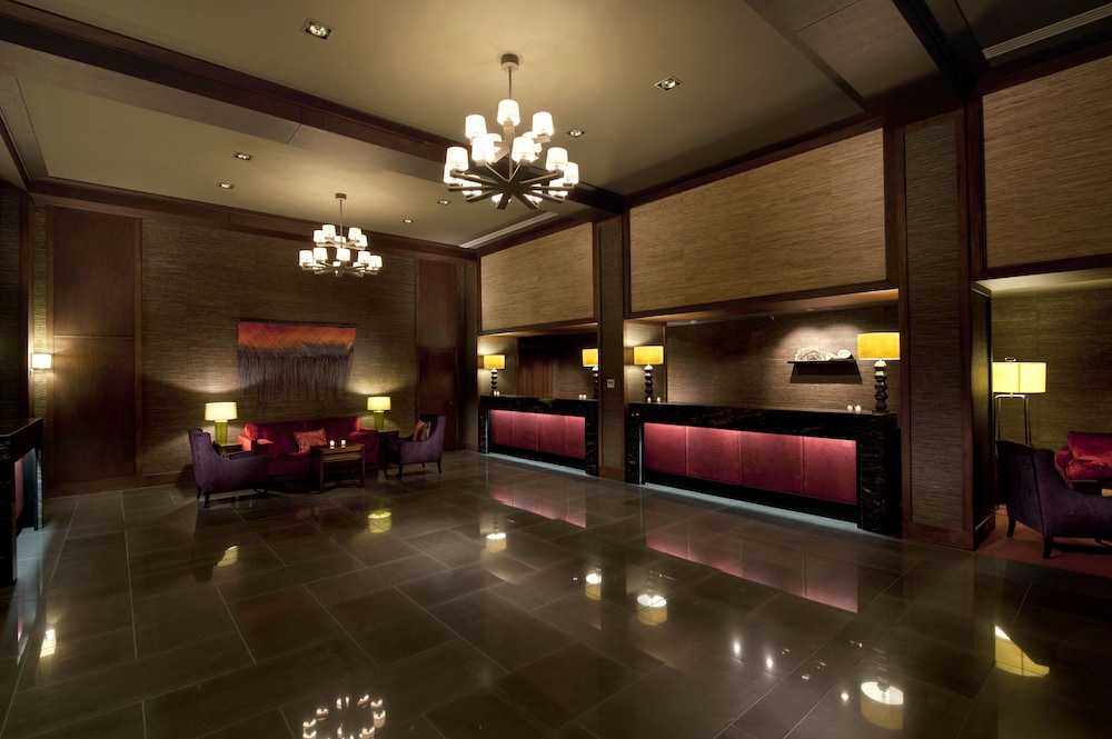 Lobby at Hilton Queenstown Resort and Spa, Kawarau Falls