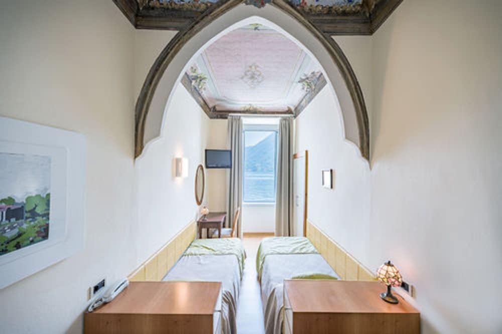 HOTEL VILLA BELVEDERE 46/68