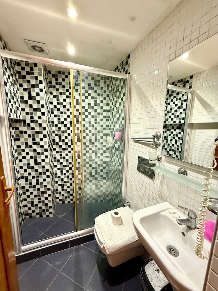 Magnificient Hotel Sultanahmet 68/72