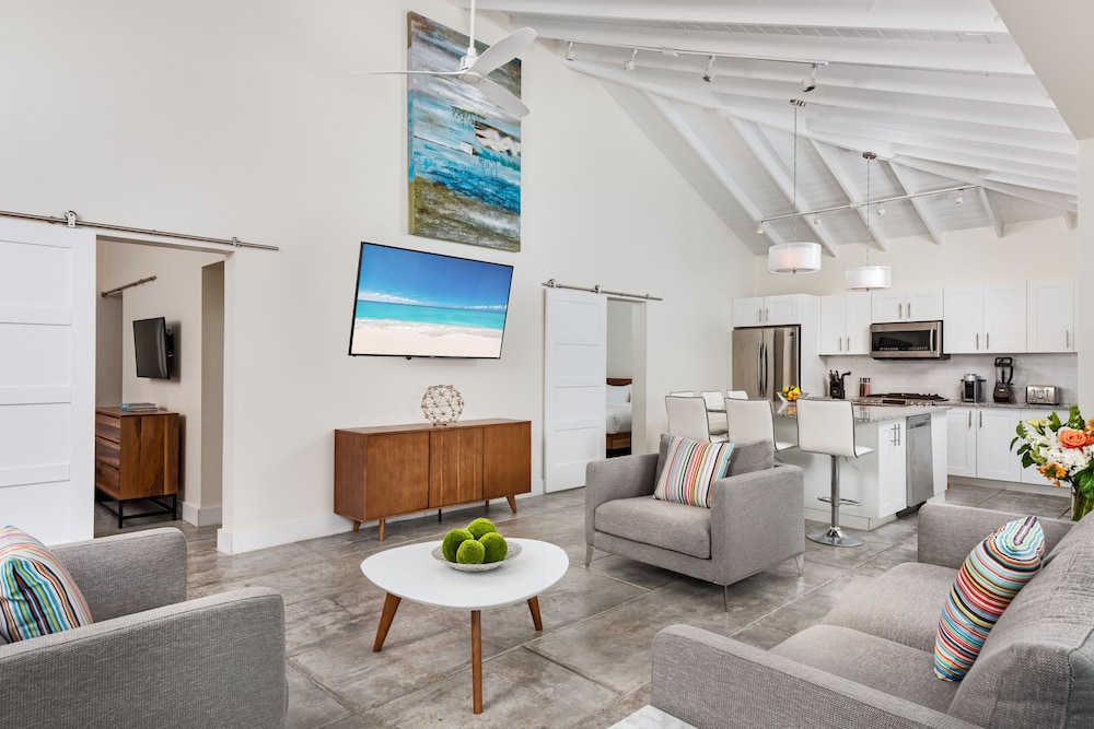 The Oasis At Grace Bay 30/50