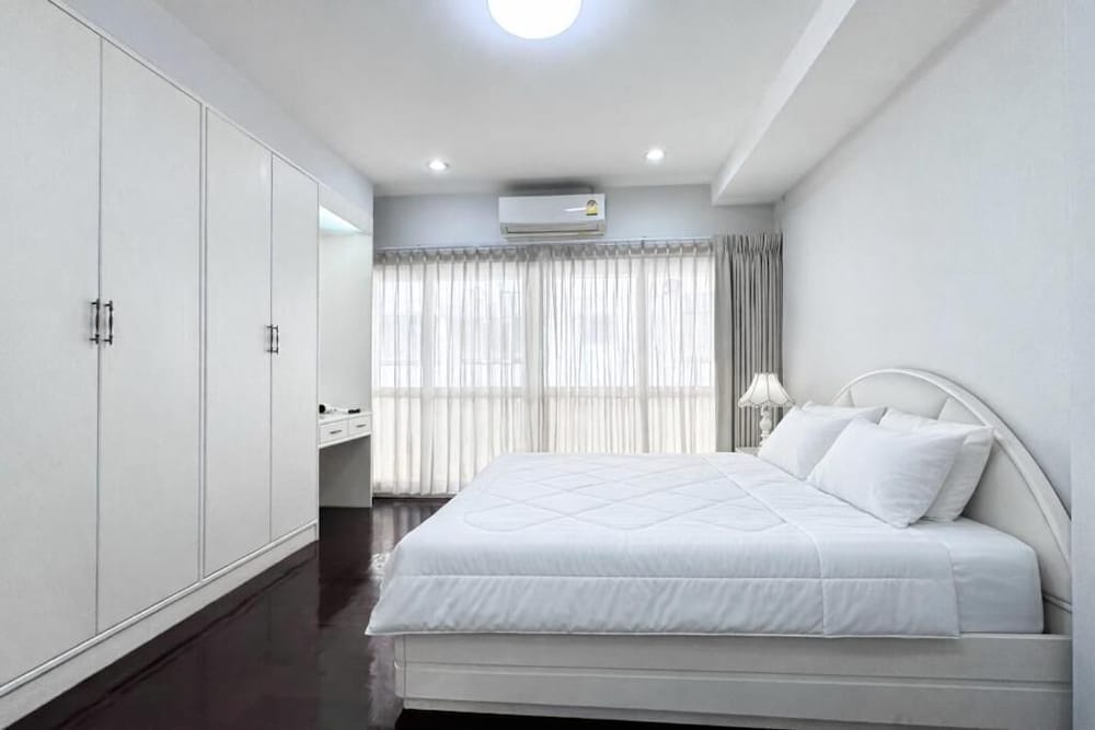 The Bless Hotel And Residence 20/80