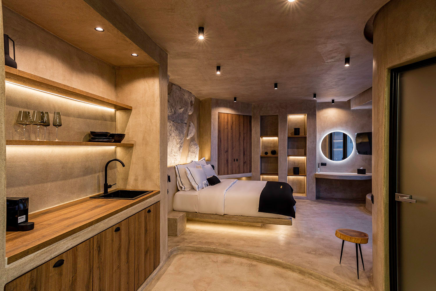 Senses Luxury Houses 18/106