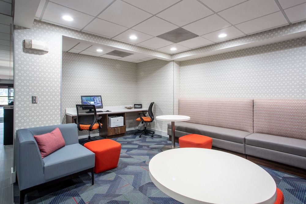 Hampton Inn Elkins 27/44