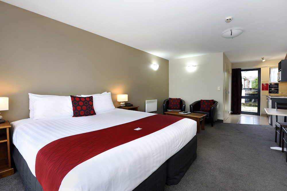 Gladstone Motel Nelson 13/42