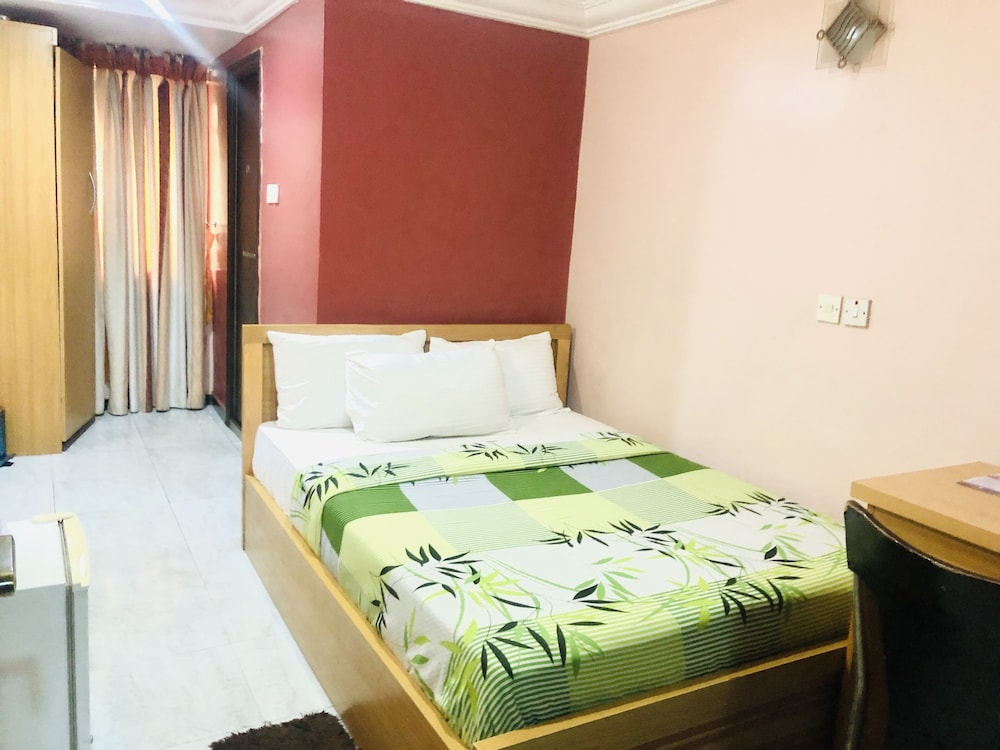 Marblebrand Hotel 14/42