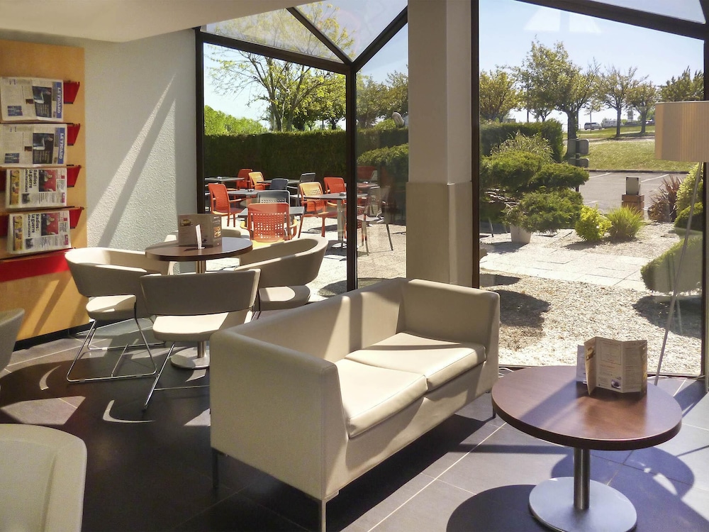 Hotel Ibis Saintes 46/73