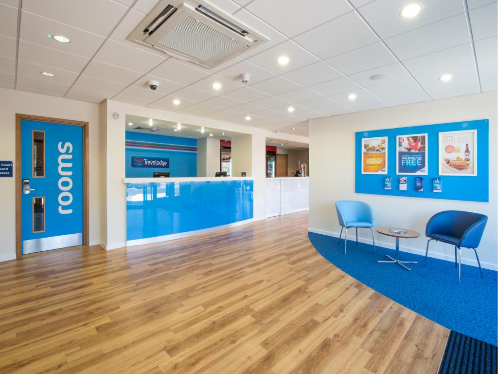 Travelodge Winnersh Triangle 4/28