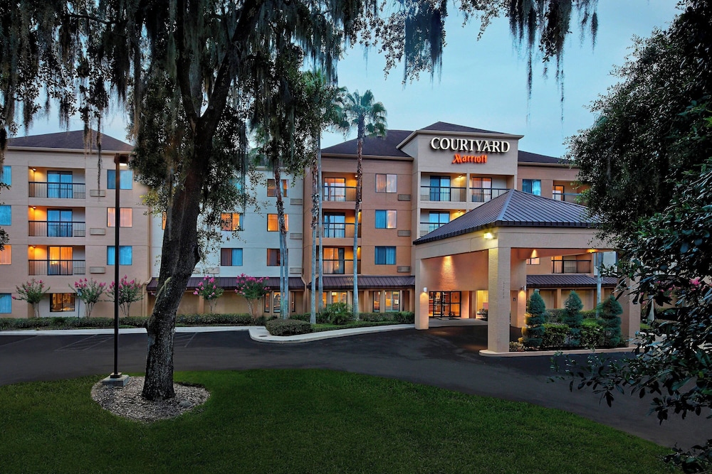 Courtyard By Marriott Orlando East/Ucf Area 3/50