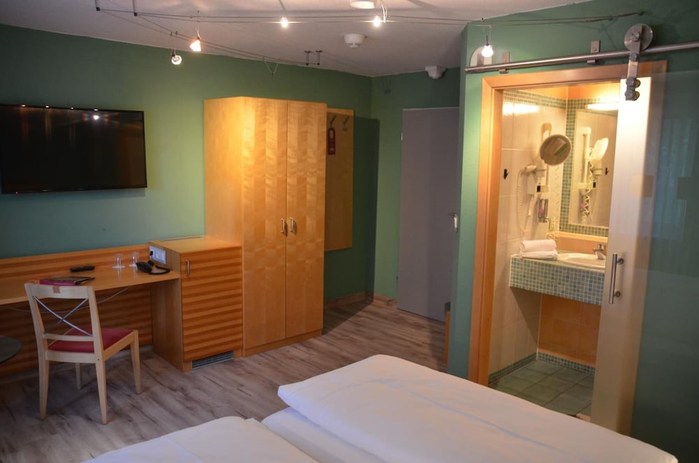 Hotel Bergwirt 11/69
