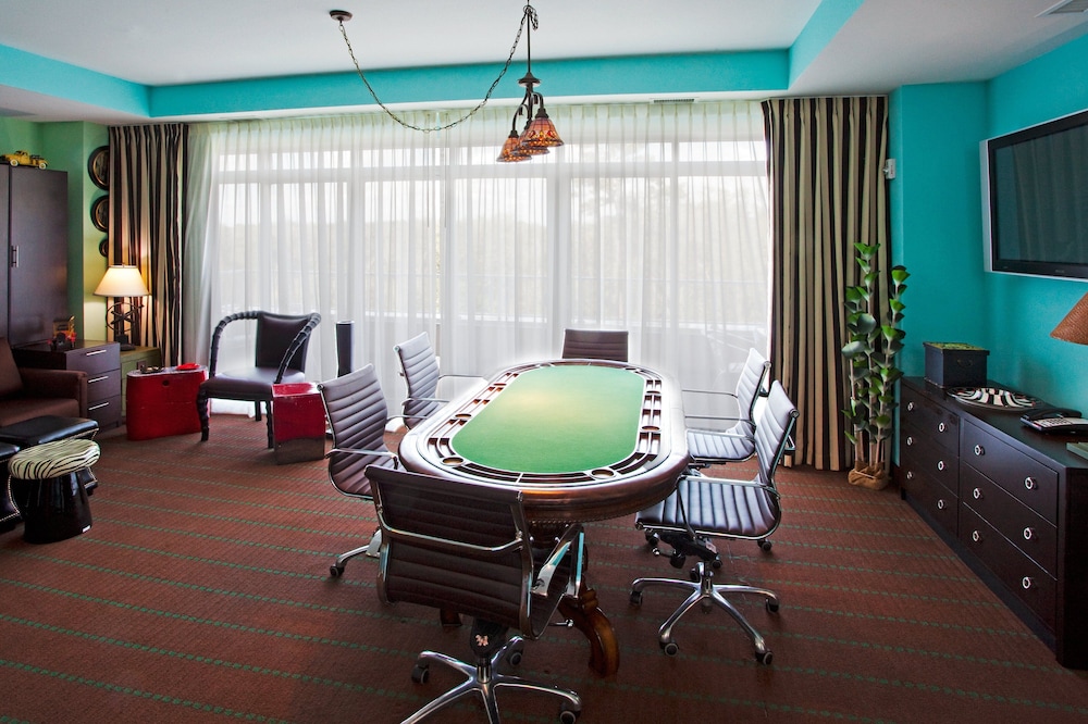 Holiday Inn Hotel And Suites Ocala Conference Center 57/71