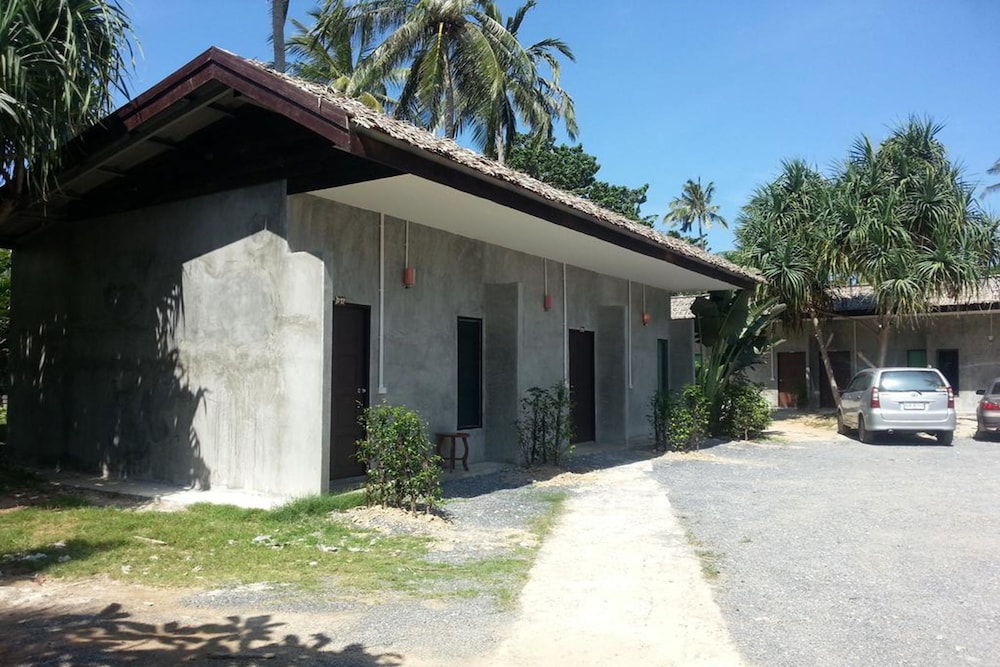 New Ozone Resort & Spa 7/64
