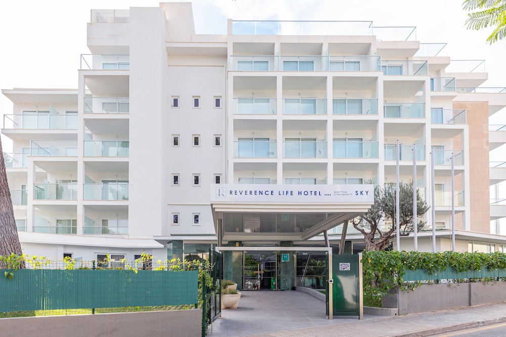 Reverence Life Hotel 2/50