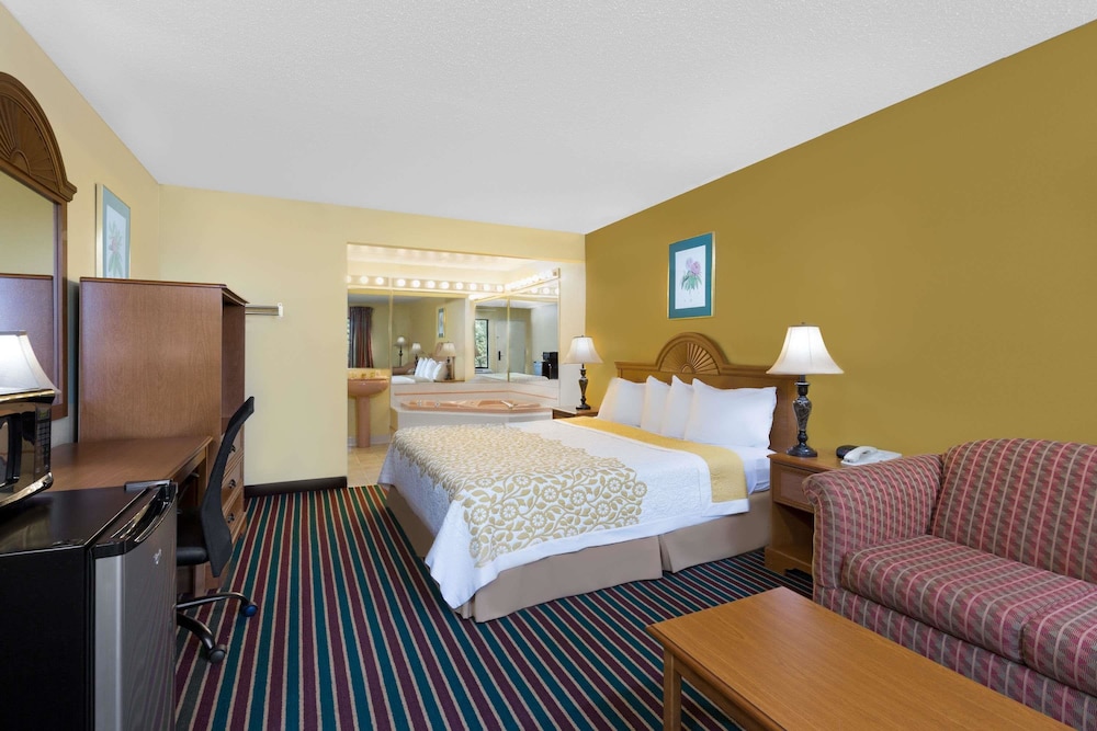 Days Inn By Wyndham Biscoe 7/17