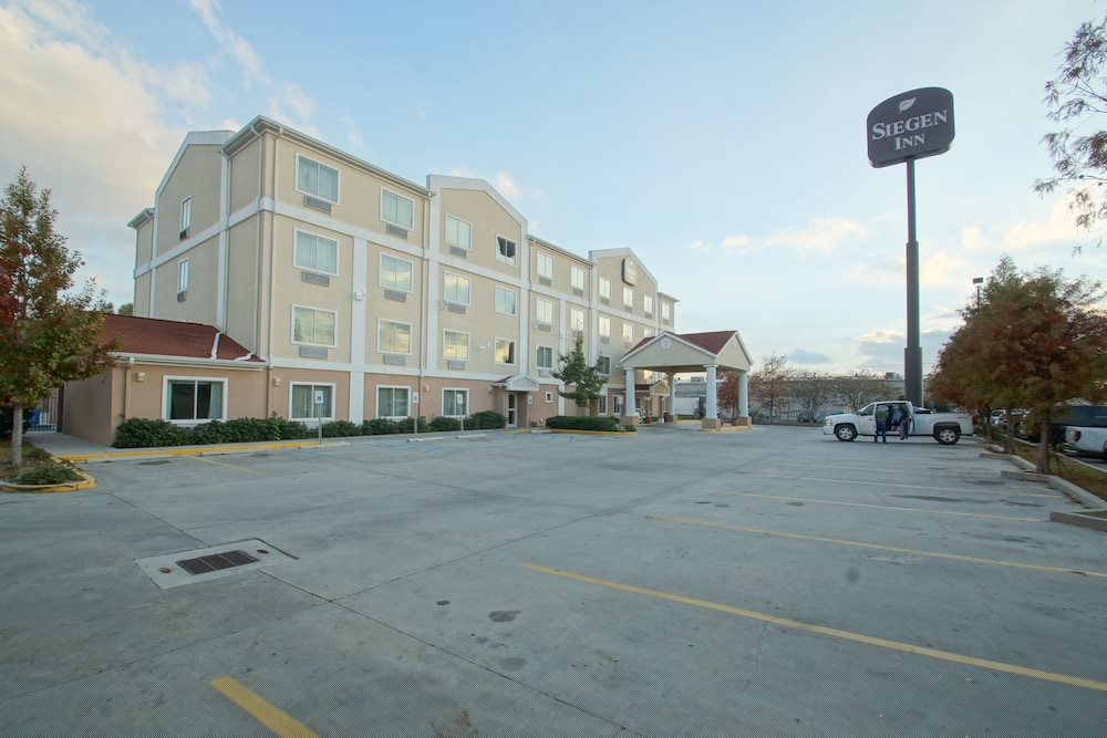 Days Inn by Wyndham Baton Rouge/I-10 7/56