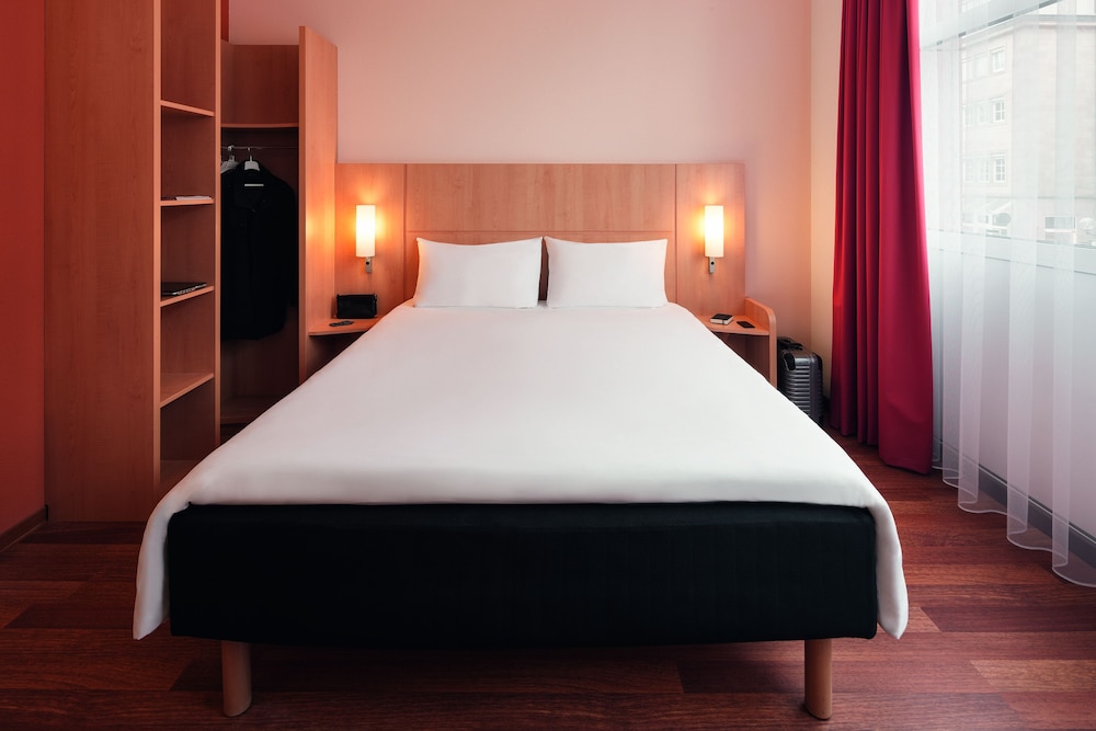 ibis Cannes Plage La Bocca 15/63