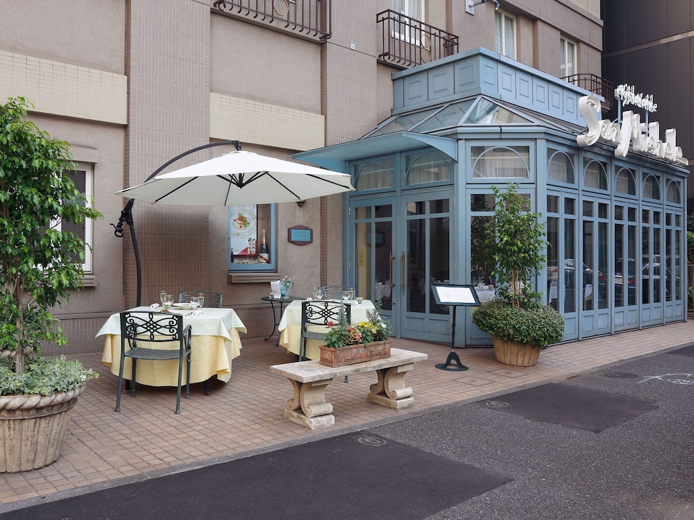 Monterey La Soeur Ginza 65/68