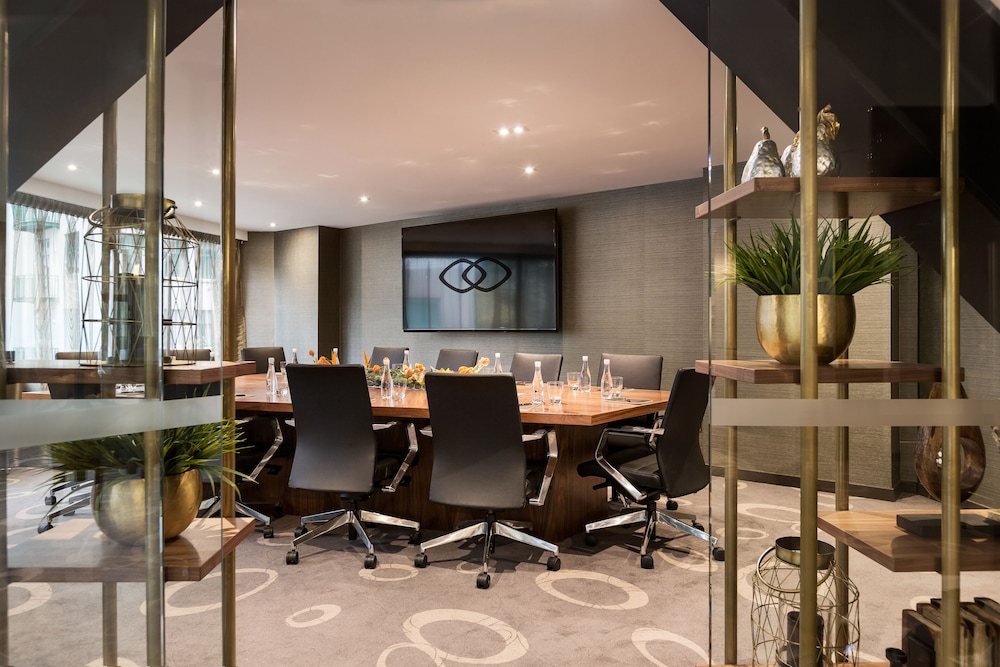 Sofitel Wellington 61/67