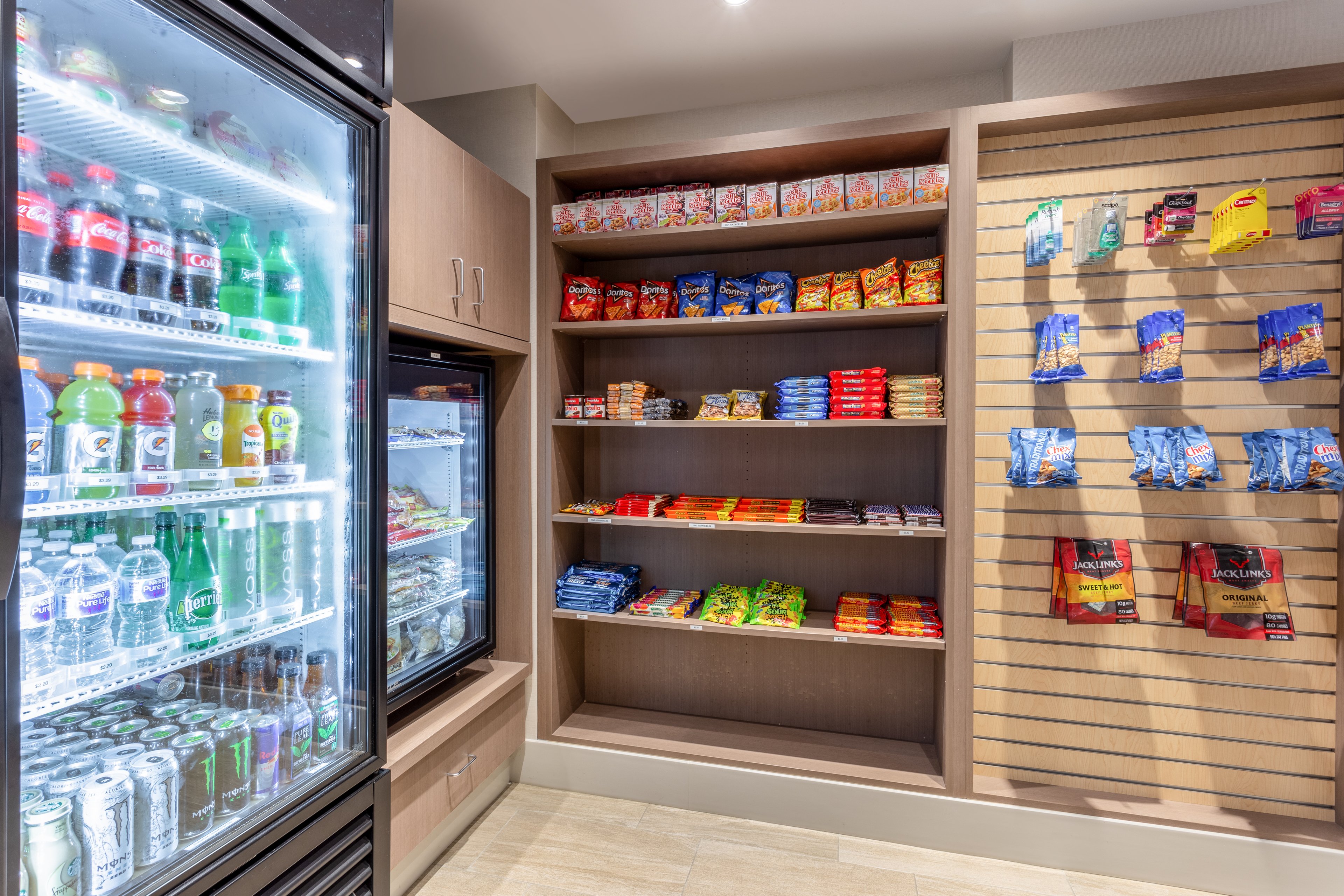 Holiday Inn Express Hotel & Suites Chicago-Midway Airport 14/50