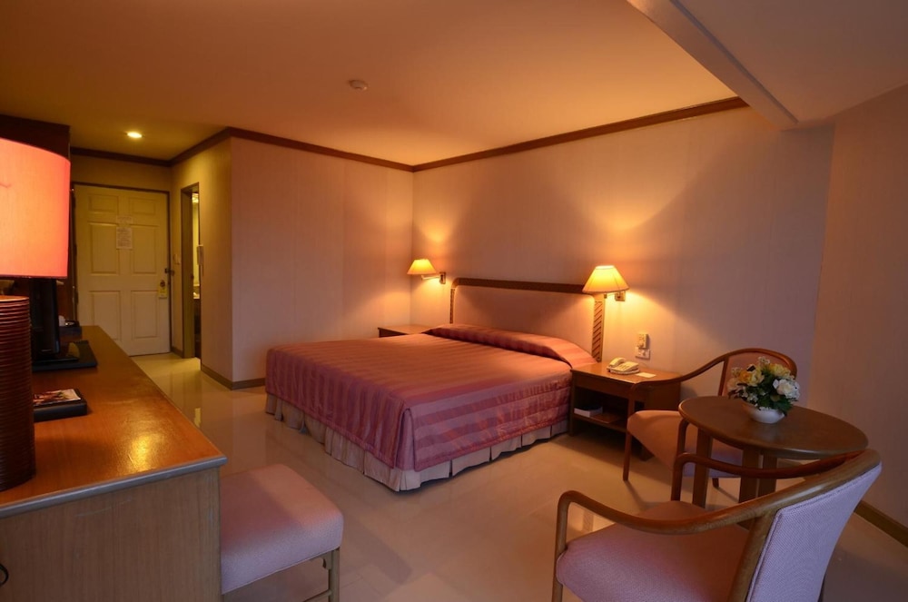 Khanom Golden Beach Hotel 34/59