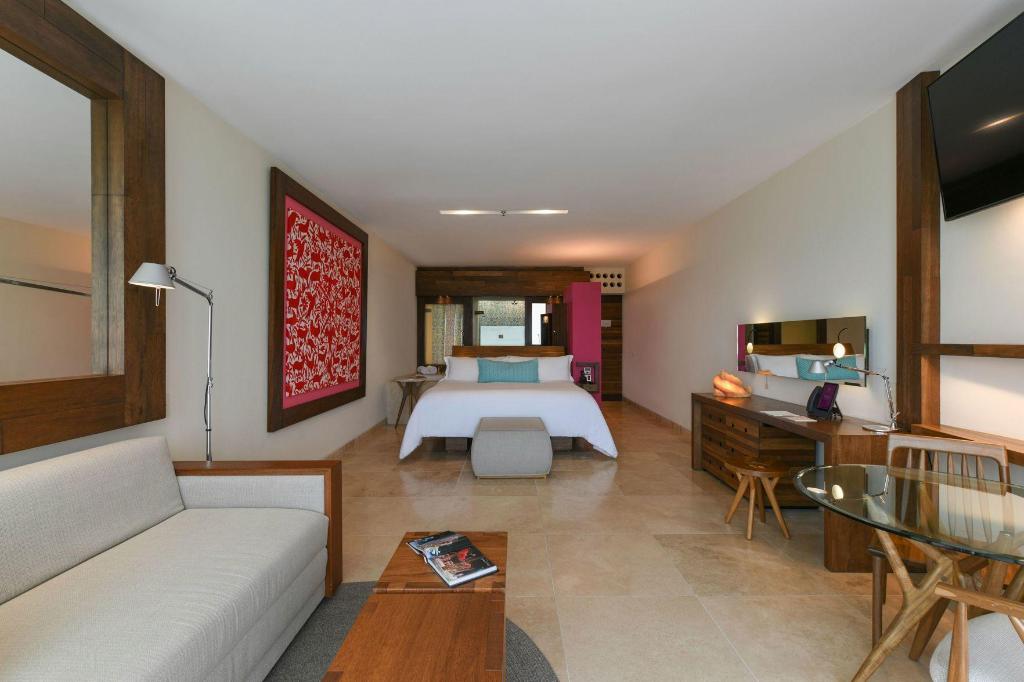 Swim Up, King Bed, Ocean Front، Hotel Xcaret Mexico 3/9