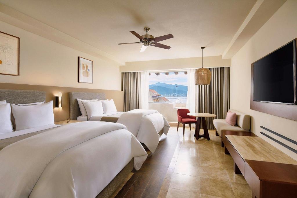 Skypool, Junior Suite, 2 Double Beds, Ocean View, Plunge Pool, High Floor