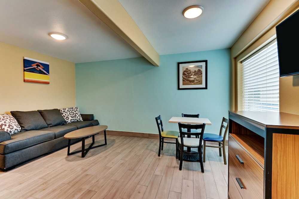 Captain Apos S Quarters Inn 53/69