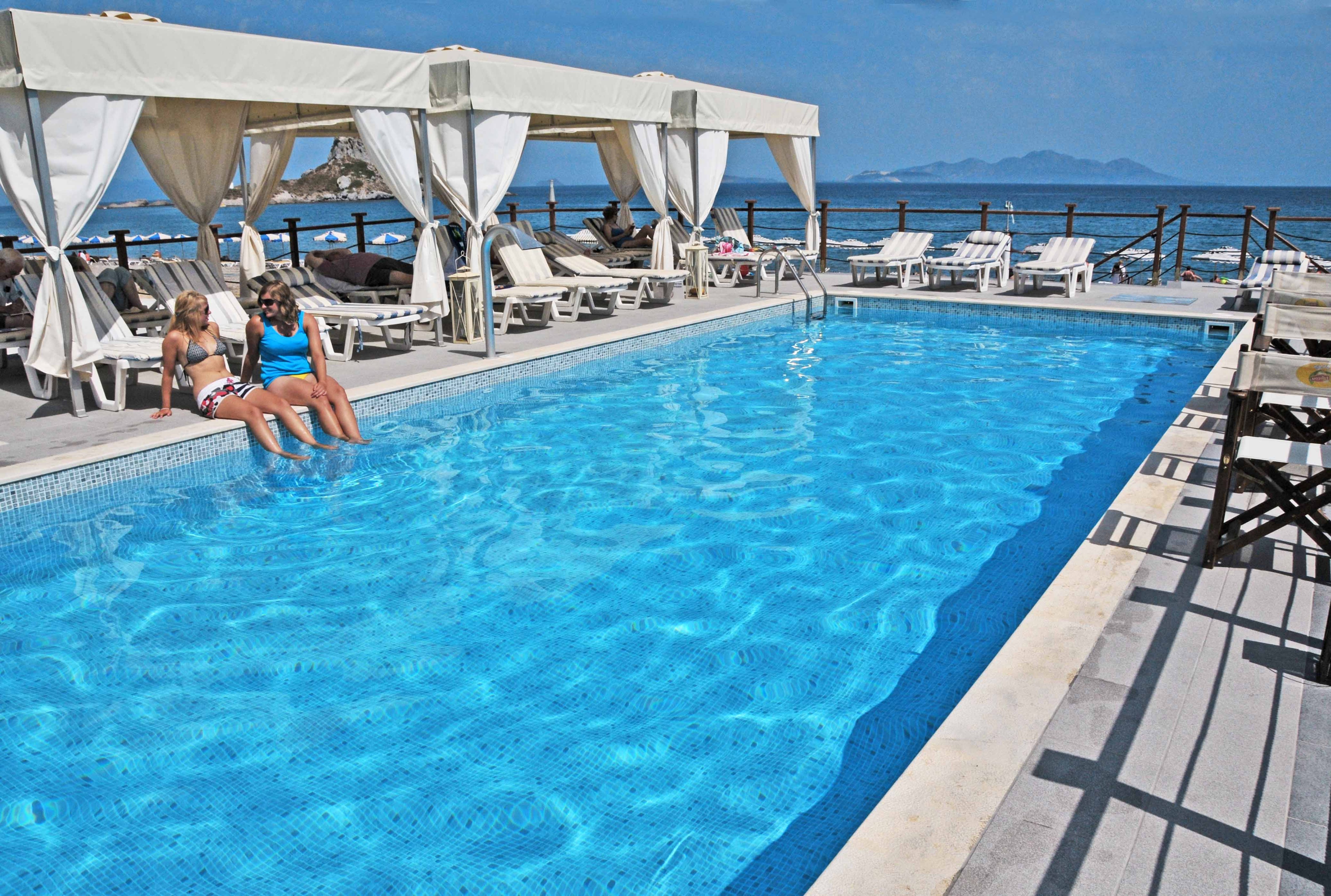 Sacallis Inn Beach Hotel 25/50